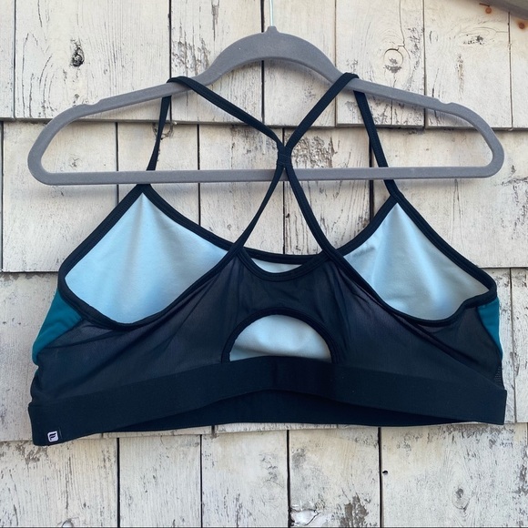 Fabletics Sports Women’s Bra - Picture 2 of 4